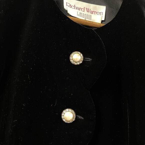Velvet Black Velvet Scalloped Blazer Top Rhinestone Pearl Buttons Vintage - Picture 4 of 8